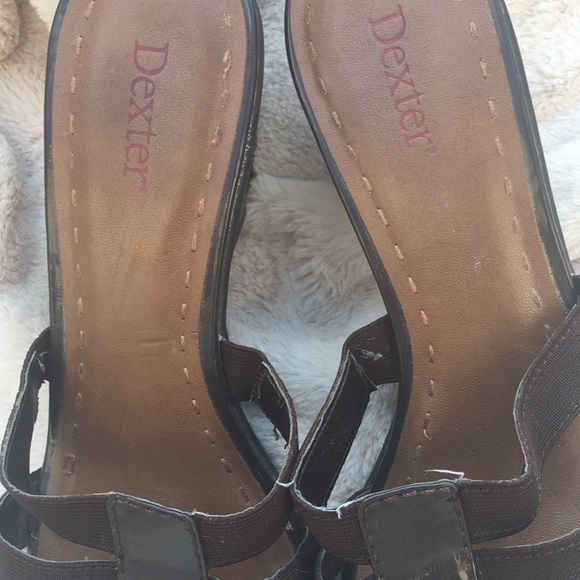 🌹2/$20🌹 Brown three strap wedge dexter sandals size 9 - Picture 5 of 5